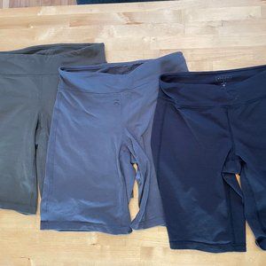 Athleta bundle: Chaturanga shorts (3 pairs, Small)